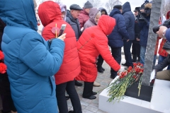 Возложение цветов к обелиску « Жертвам политических репрессий»