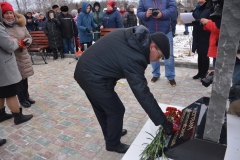 Возложение цветов к обелиску « Жертвам политических репрессий»